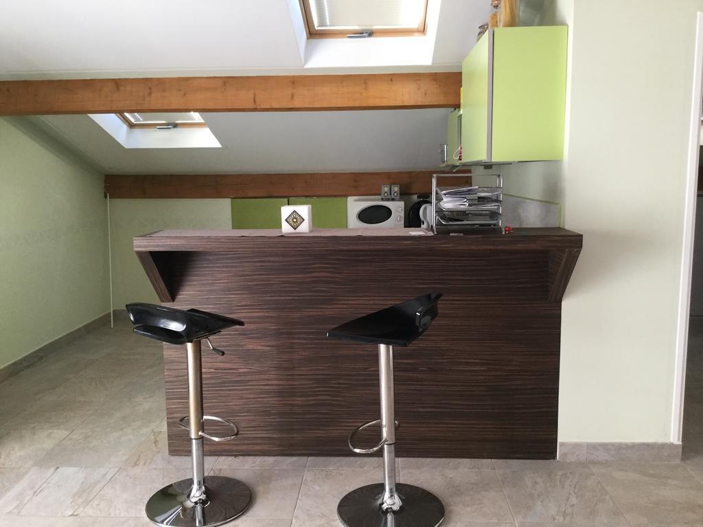 Appartement Les Ecureuils Ла-Рок-д'Антерон Экстерьер фото
