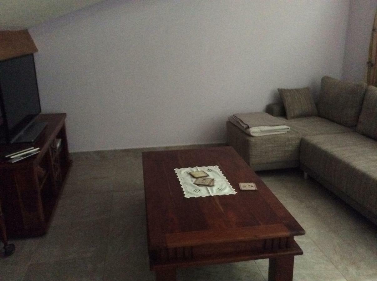 Appartement Les Ecureuils Ла-Рок-д'Антерон Экстерьер фото