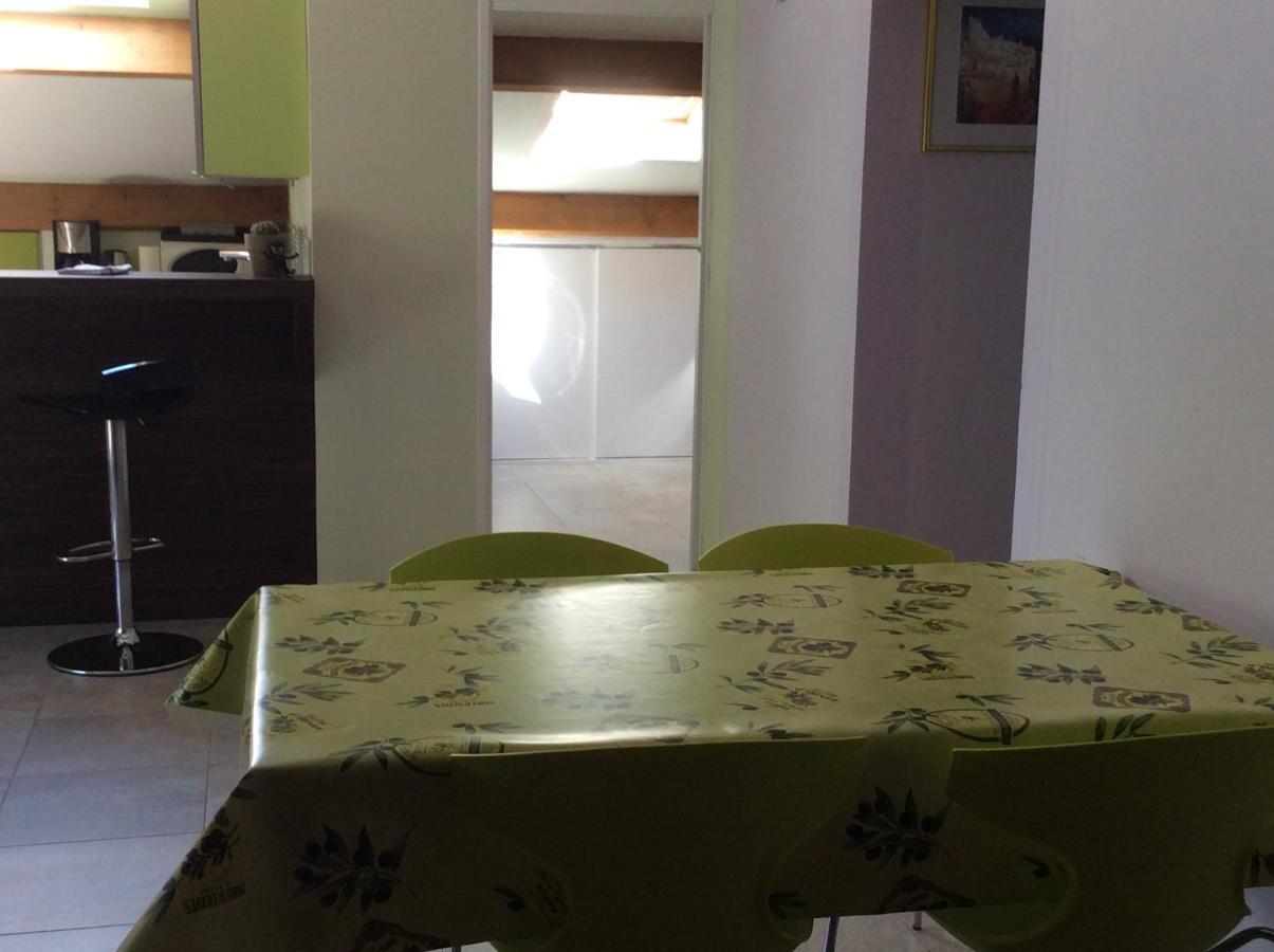 Appartement Les Ecureuils Ла-Рок-д'Антерон Экстерьер фото